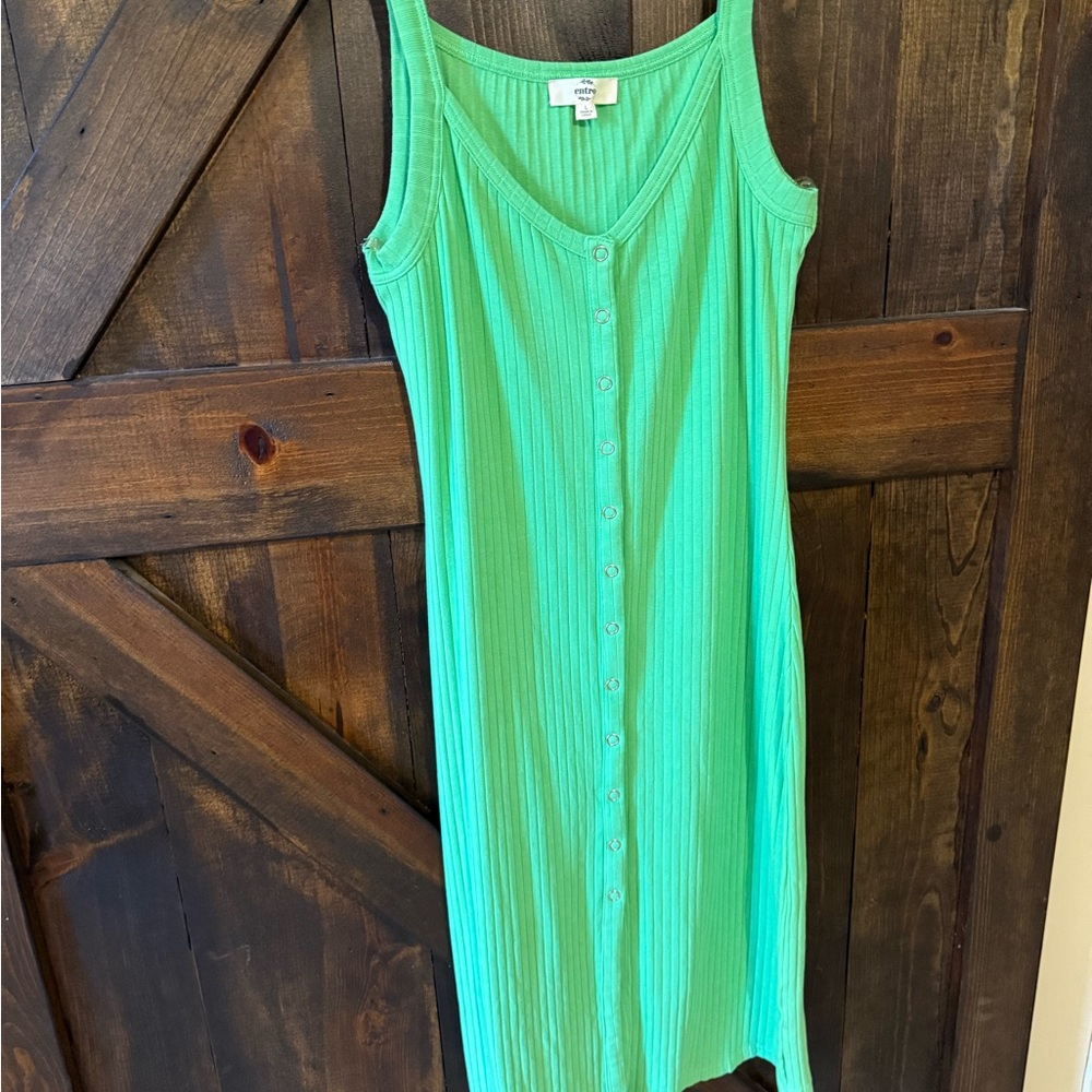 Entro Green Midi Dress